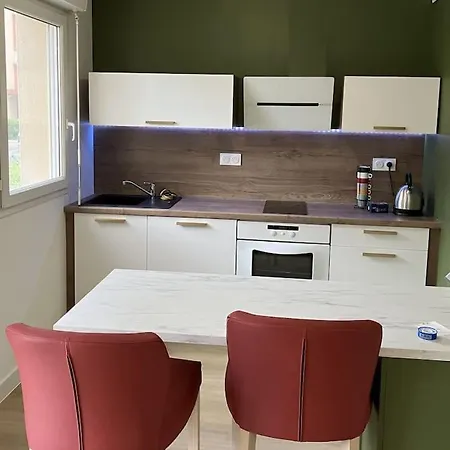 Appartementt2 A 2 Pas Du Circuit Апартаменты *
